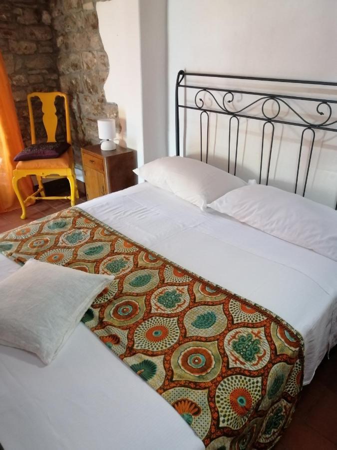 La Brocca Di Valdichiascio Villa กุบบีโอ ภายนอก รูปภาพ