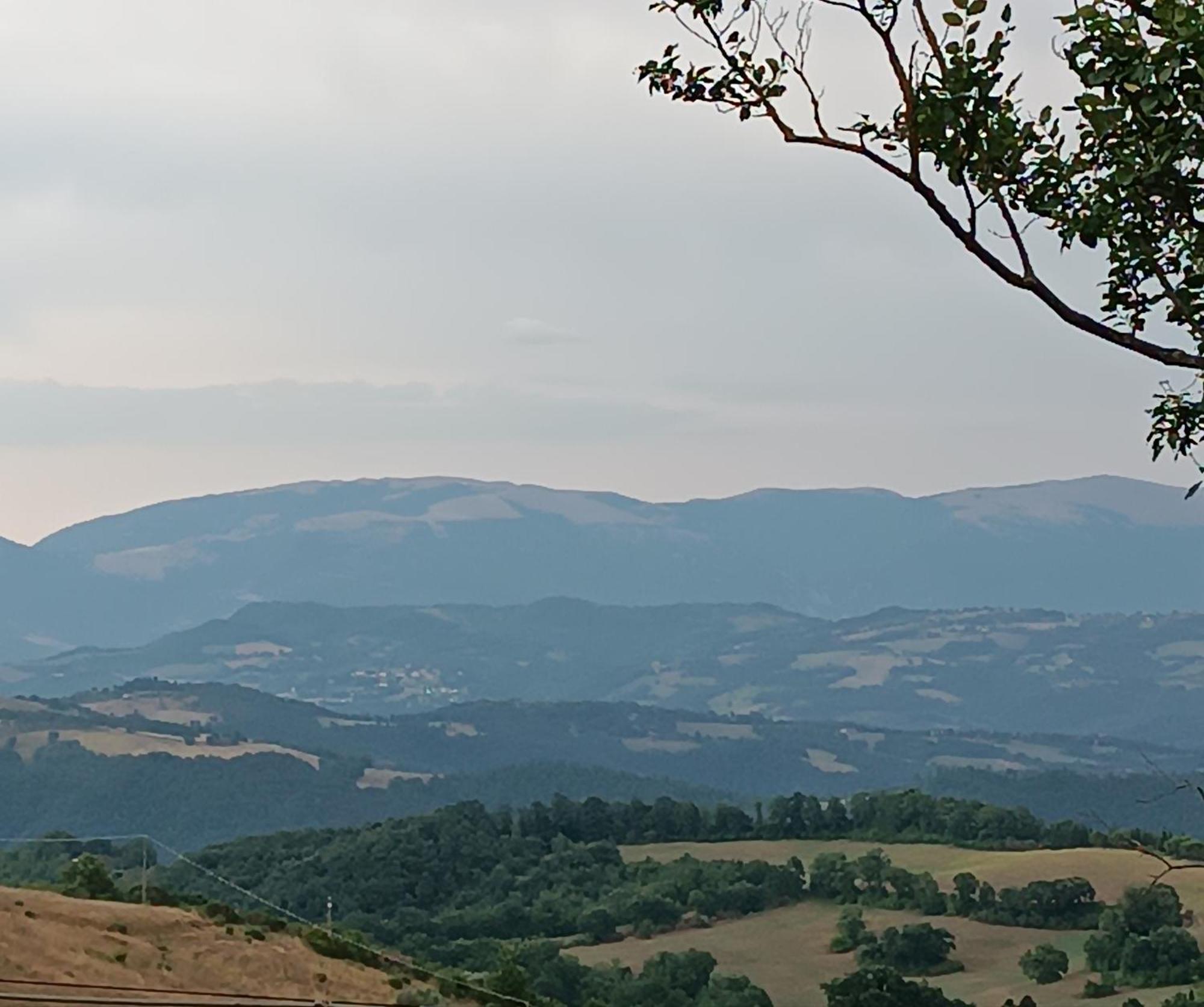 La Brocca Di Valdichiascio Villa กุบบีโอ ภายนอก รูปภาพ