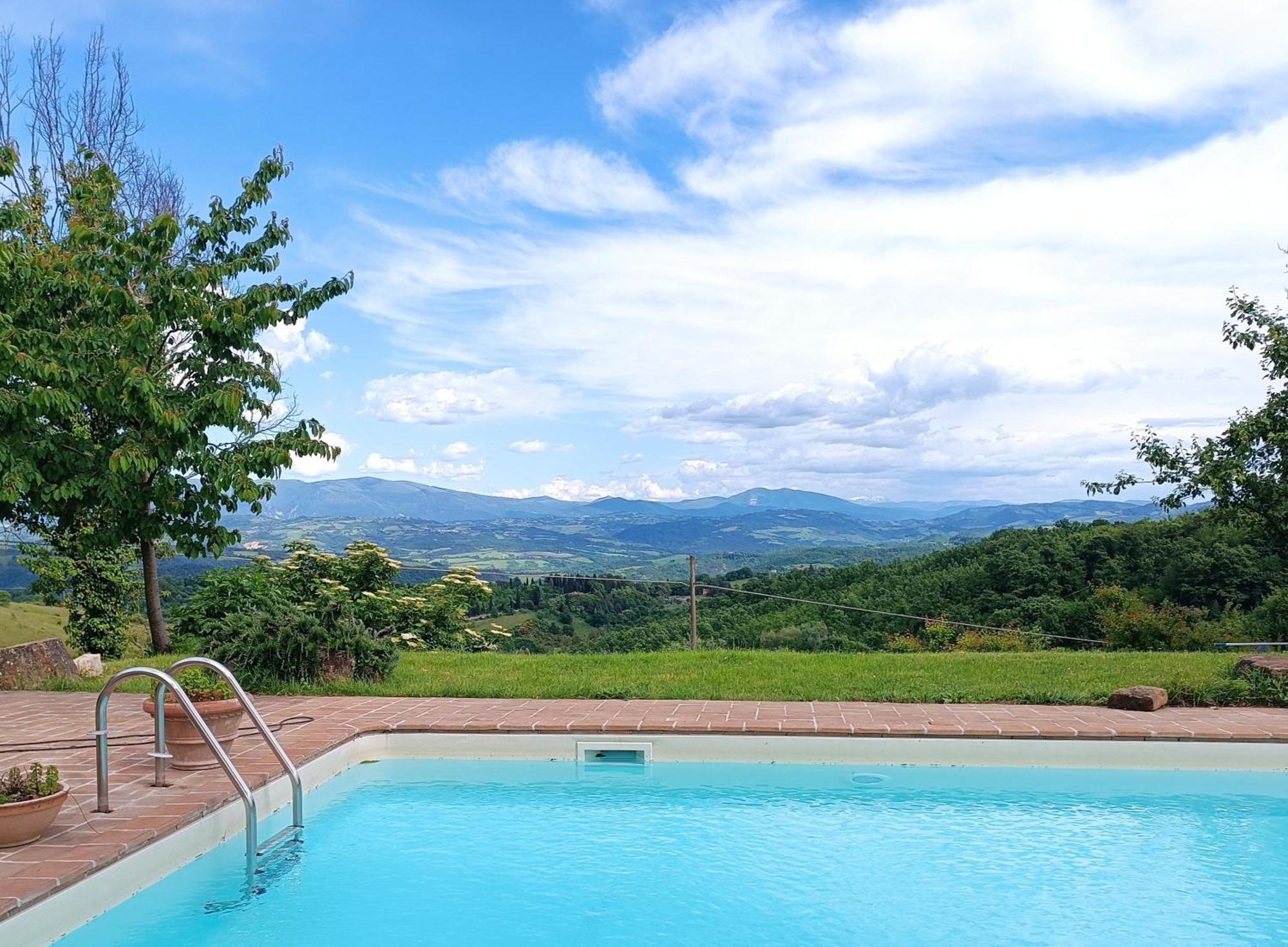 La Brocca Di Valdichiascio Villa กุบบีโอ ภายนอก รูปภาพ